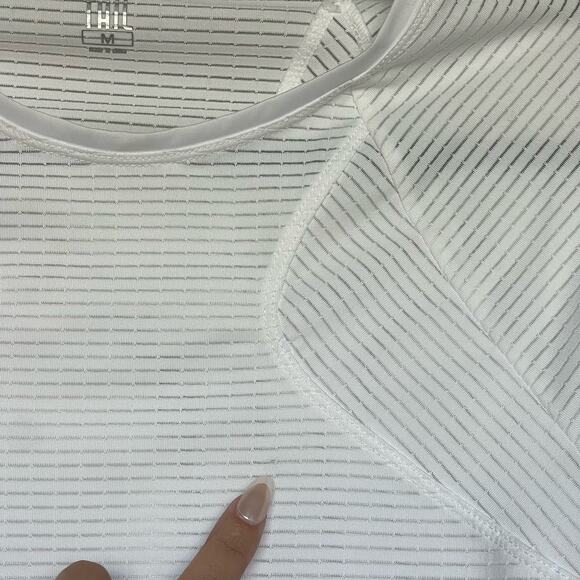 TAIL Opal Top Chalk White Short Sleeve Activewear Women’s Size Medium - Picture 9 of 9